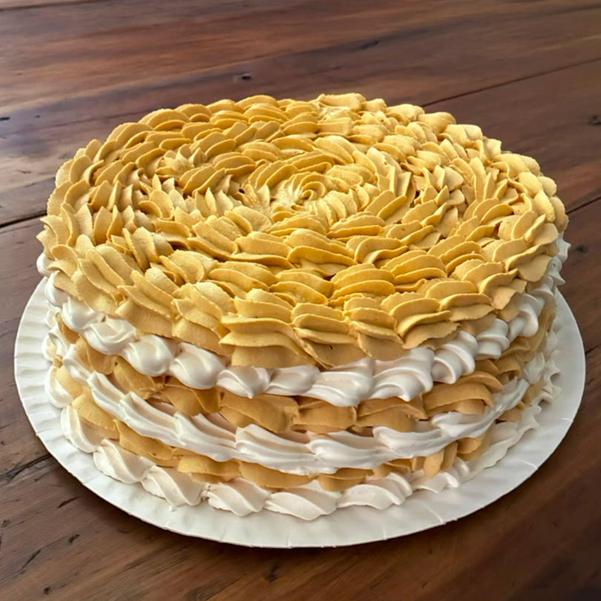 Torta Merengue Lúcuma